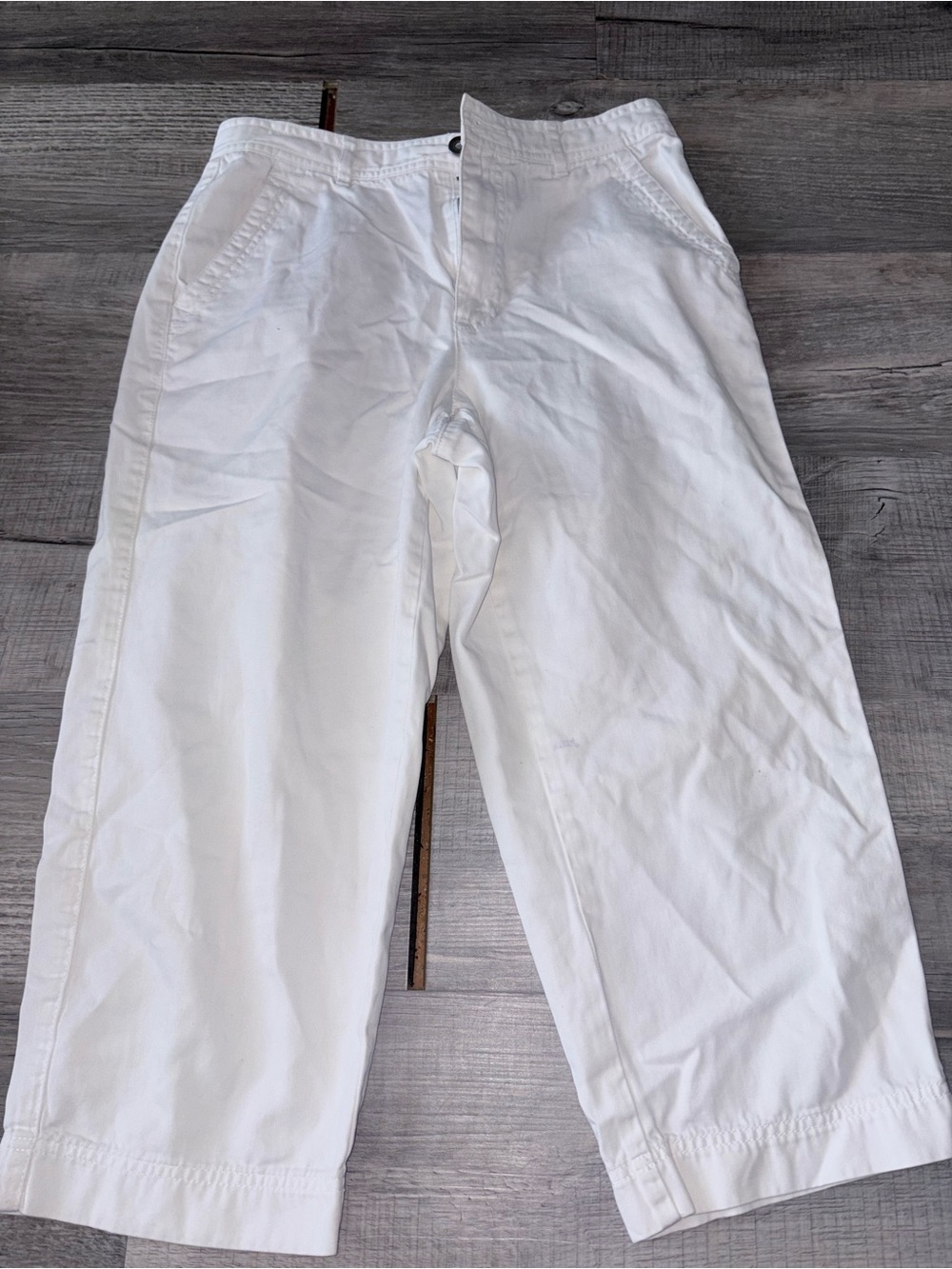 Liz Claiborne pants white casual lightweight